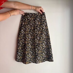 Fall skirt